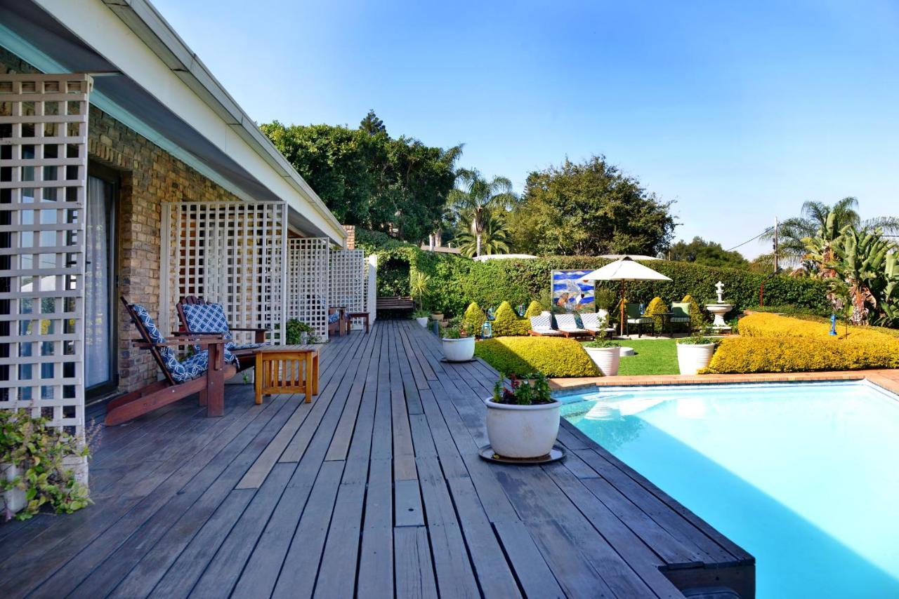 Annie'S Boutique Guesthouse And Garden Spa Хартбееспоорт Екстериор снимка