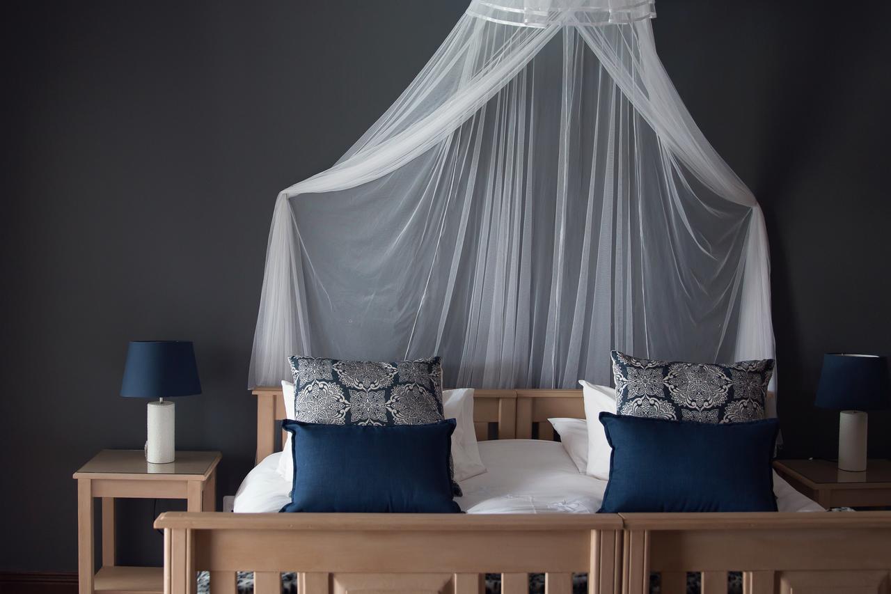 Annie'S Boutique Guesthouse And Garden Spa Хартбееспоорт Екстериор снимка